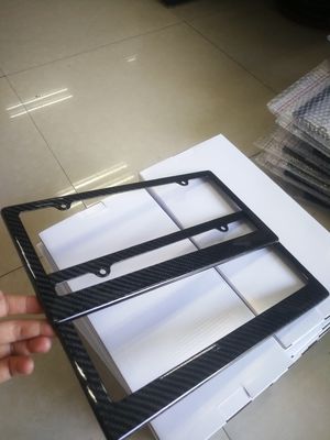 사용자 지정 탄소섬유 면허판 프레임 흰색 검은색 트윈 화려한 고급 32 * 16 사용자 지정