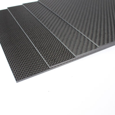 6mm 1.5mm 1mm 0.5mm 탄소 섬유 잎 CFRP 판 열 압력 400x500mm